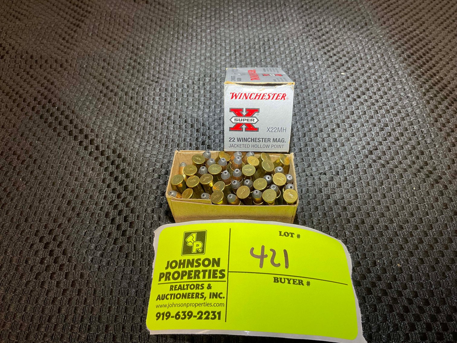 Image for Handmade Damascus Steel Knives and Online Firearms Auction  just in time for Christmas!