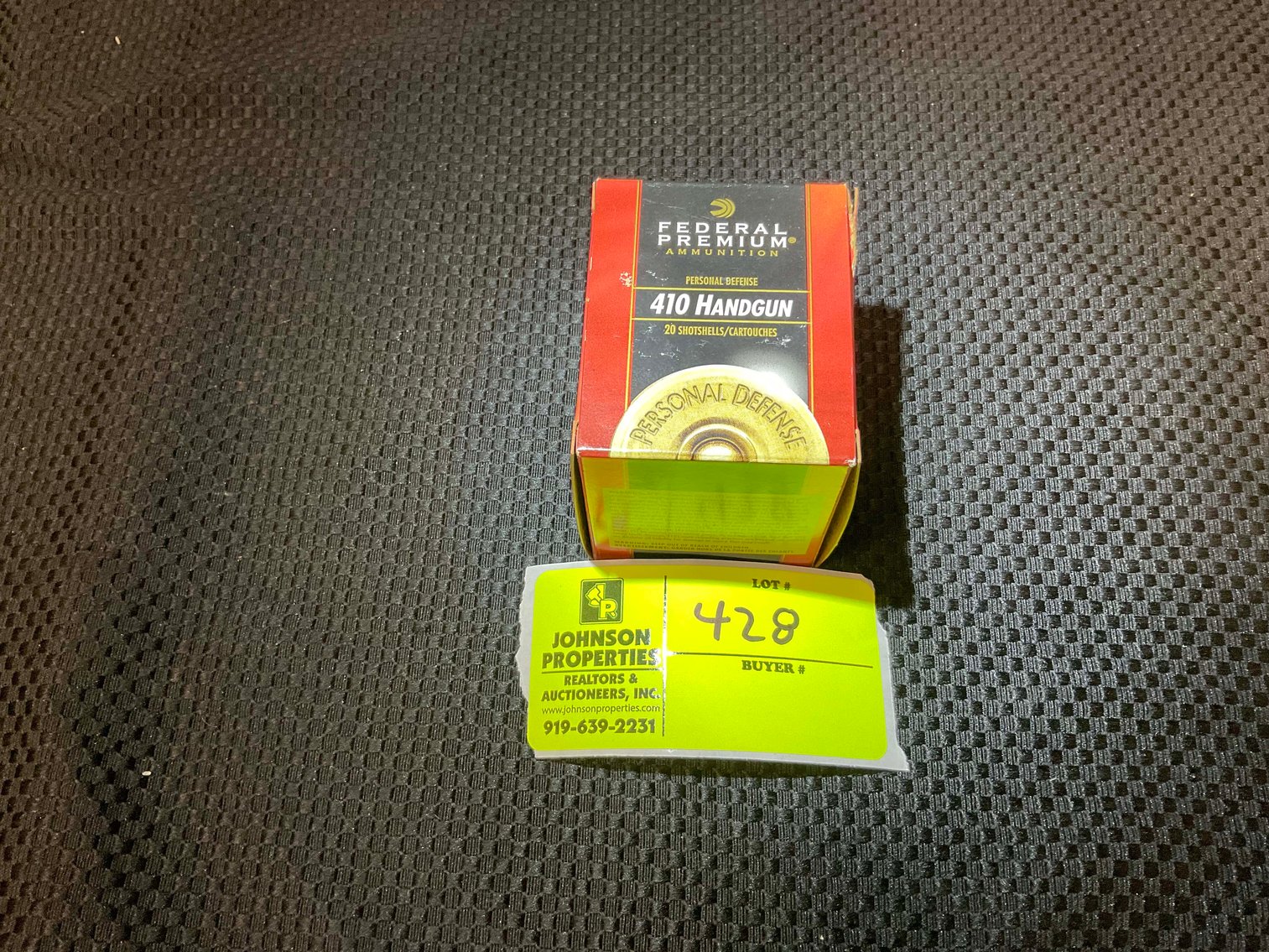 Image for Handmade Damascus Steel Knives and Online Firearms Auction  just in time for Christmas!