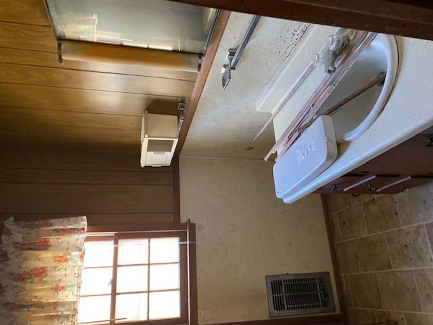 Image for Huge Rental and Investment Property Auction with 17 Different Properties in this Live / Online /Simulcast Event!