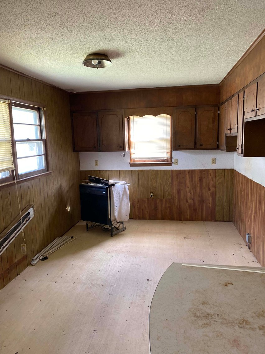 Image for Huge Rental and Investment Property Auction with 17 Different Properties in this Live / Online /Simulcast Event!