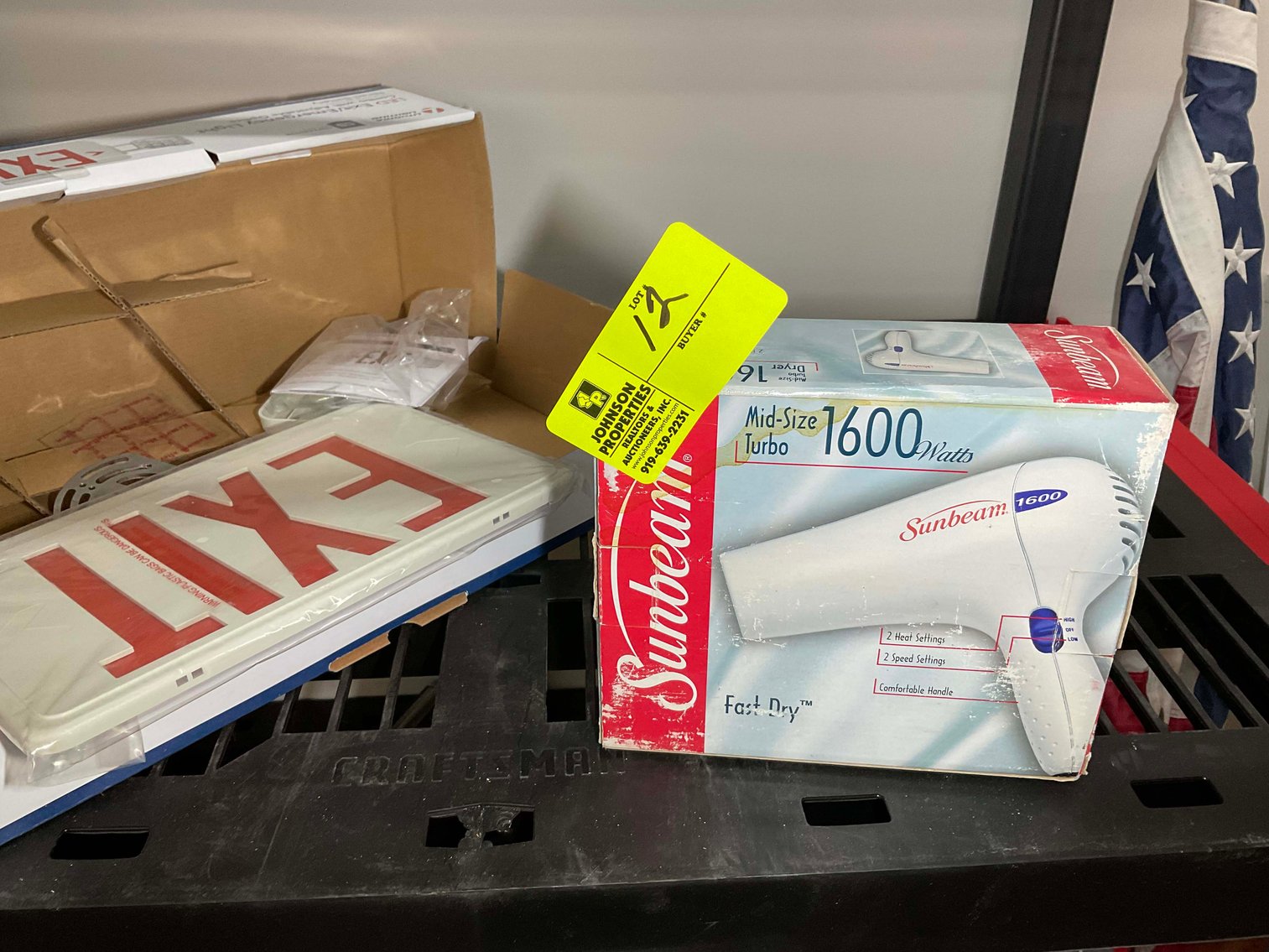 Image for The Complete Liquidation of Martys Flooring in Coats!