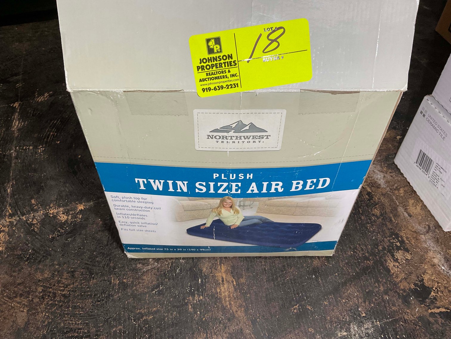 Image for The Complete Liquidation of Martys Flooring in Coats!