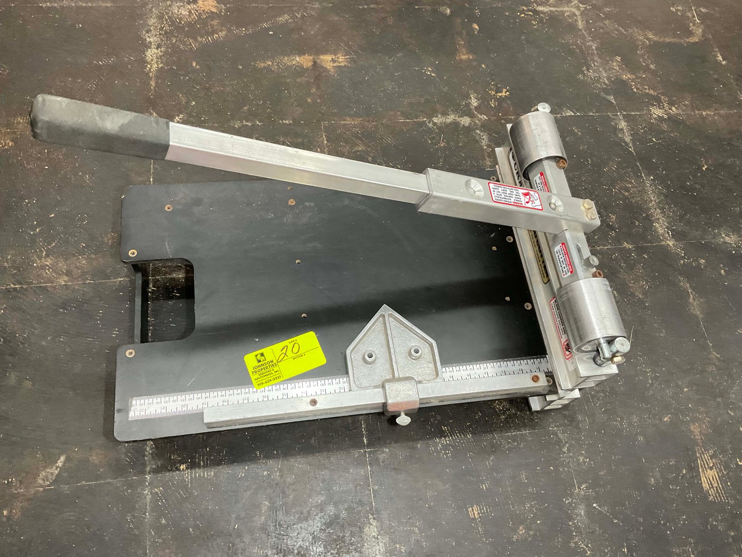 Image for The Complete Liquidation of Martys Flooring in Coats!