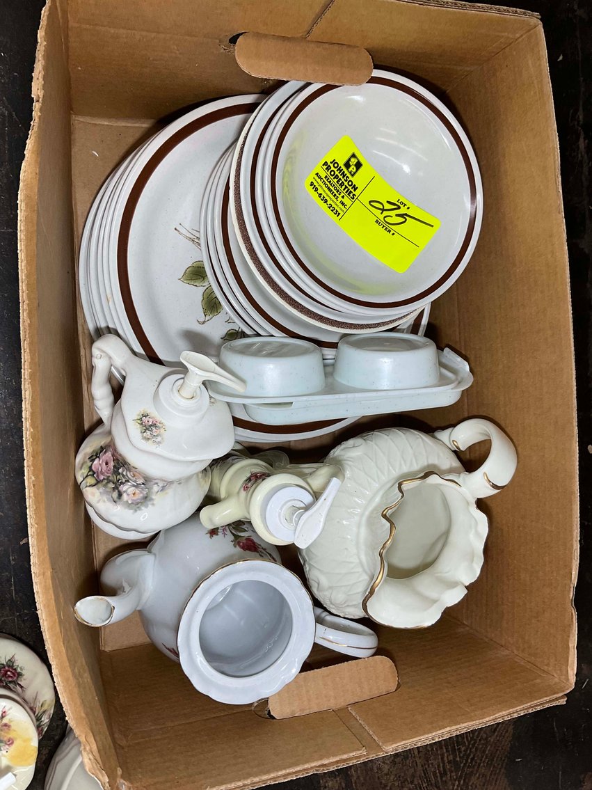 Image for The Complete Liquidation of Martys Flooring in Coats!