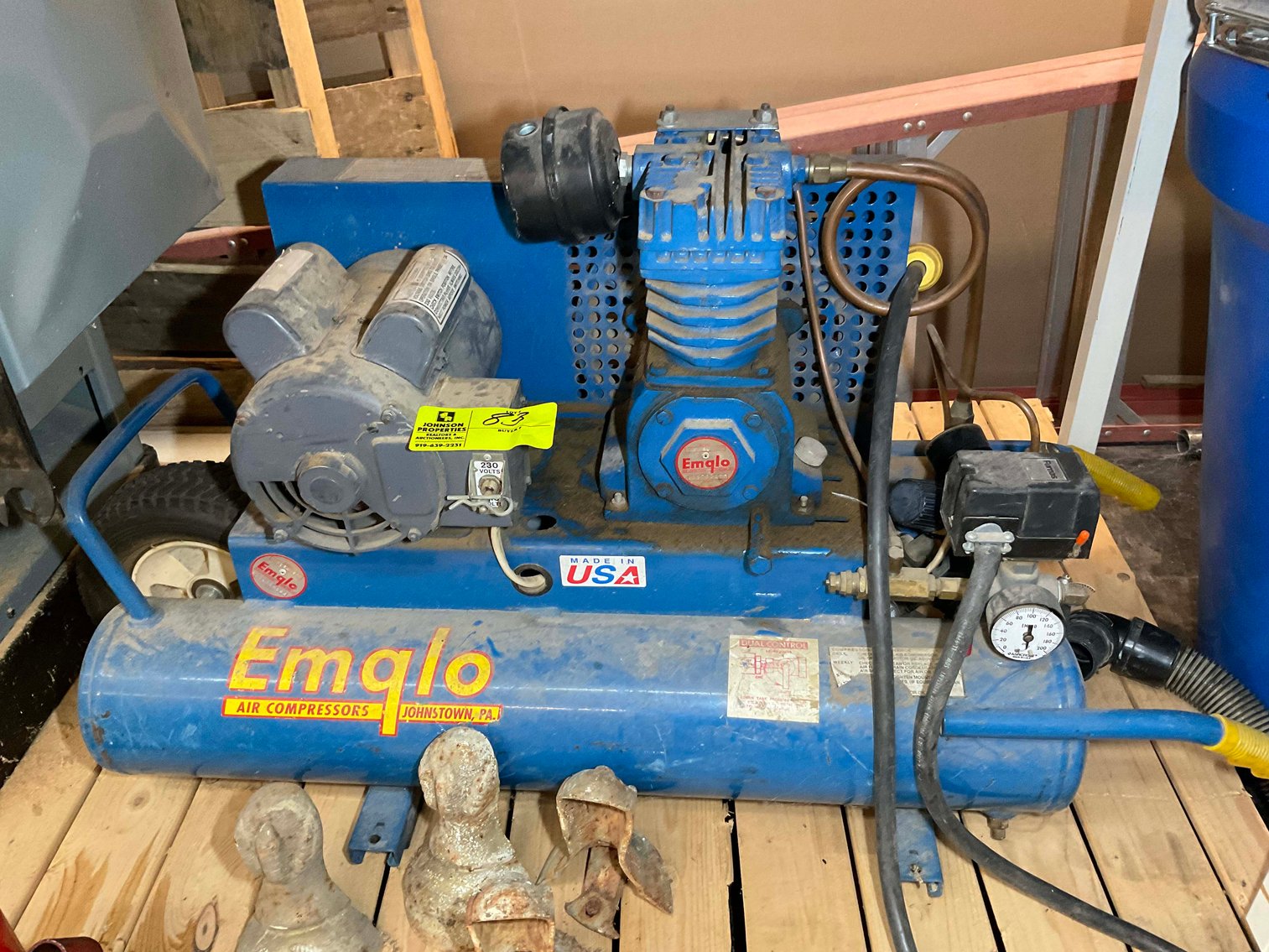 Image for The Complete Liquidation of Martys Flooring in Coats!