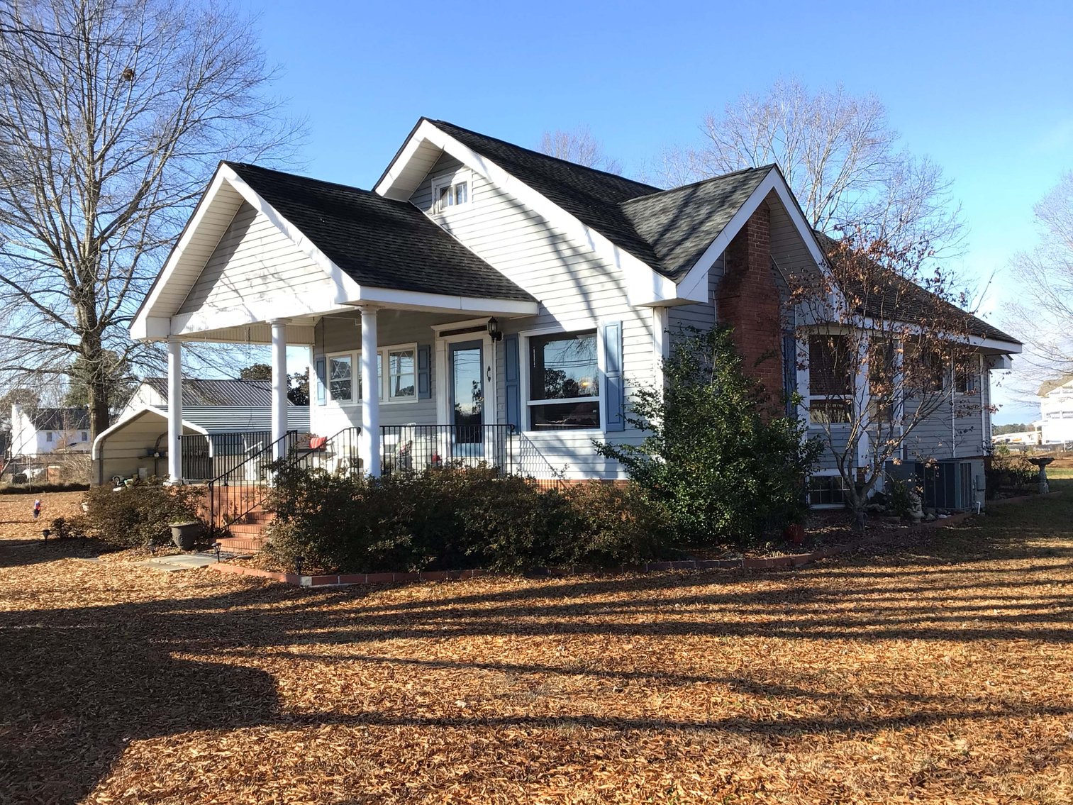 Image for Beautiful Home Outside of Downtown Angier! Live / Online / Simulcast Auction held at the home!