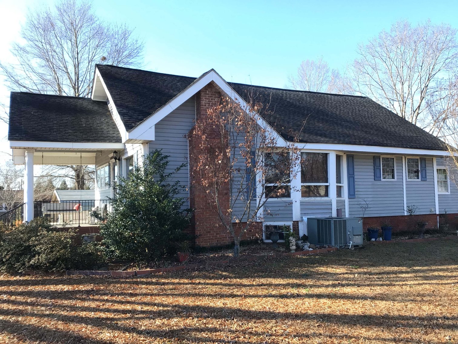 Image for Beautiful Home Outside of Downtown Angier! Live / Online / Simulcast Auction held at the home!