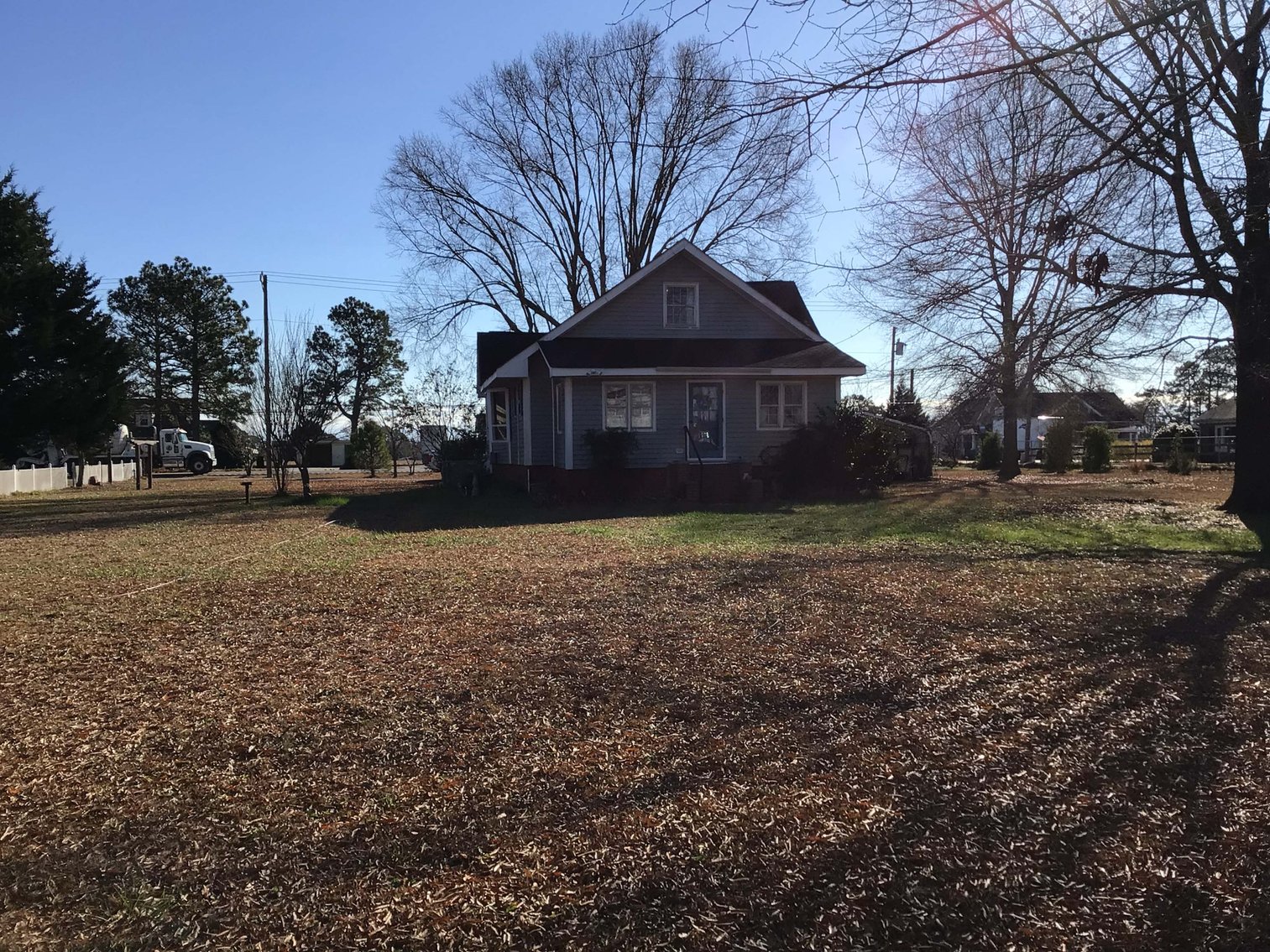 Image for Beautiful Home Outside of Downtown Angier! Live / Online / Simulcast Auction held at the home!