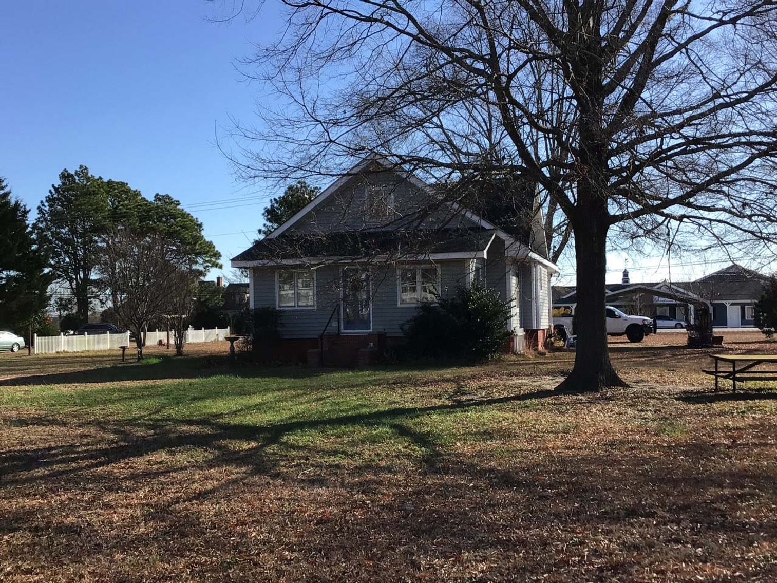Image for Beautiful Home Outside of Downtown Angier! Live / Online / Simulcast Auction held at the home!
