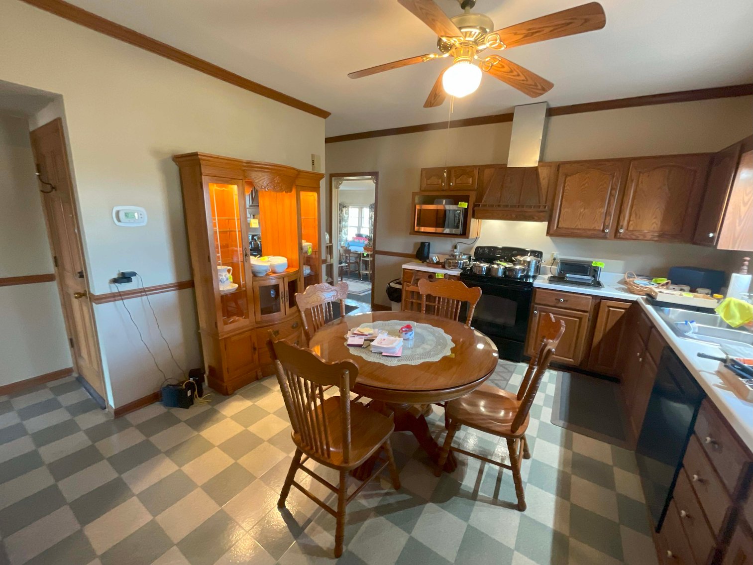 Image for Beautiful Home Outside of Downtown Angier! Live / Online / Simulcast Auction held at the home!