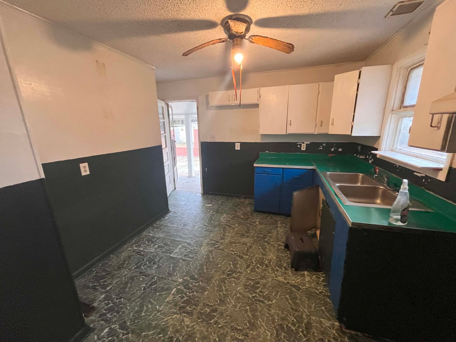 Image for 1940's Bungalow in Lillington, NC!