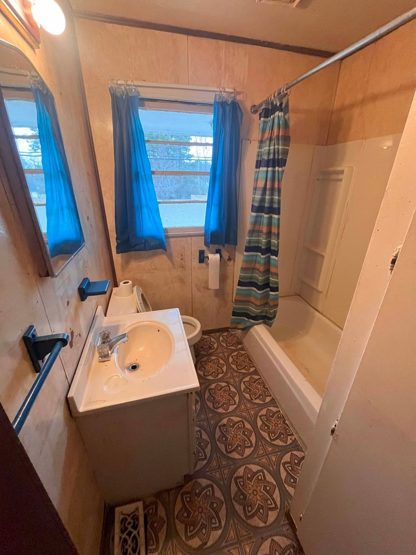 Image for 1940's Bungalow in Lillington, NC!