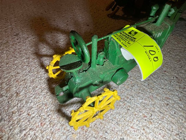 Image for Round 4 of the Huge Collection of Glassware and lots more Selling Absolute in this Online Only Auction Event!