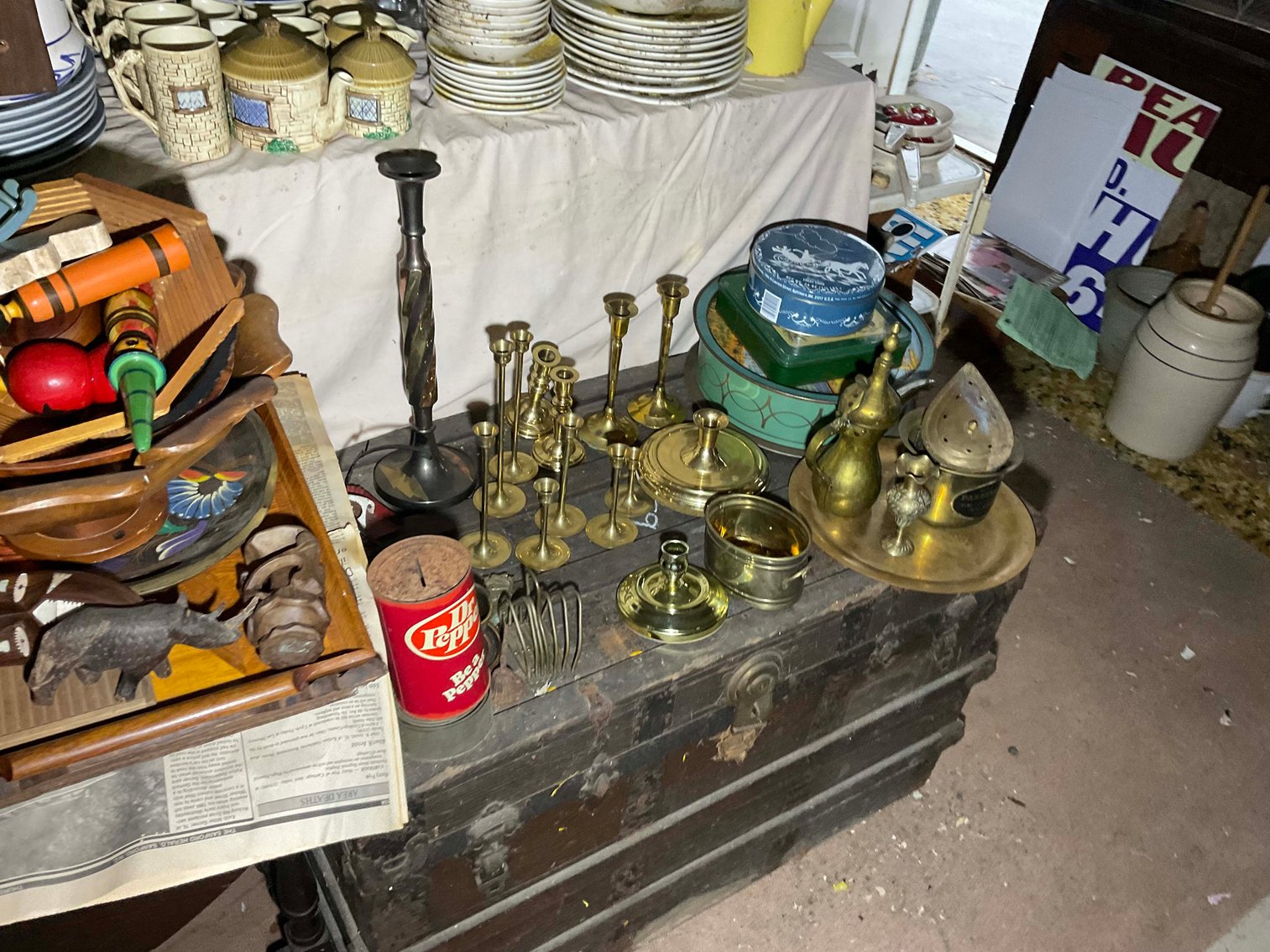 Image for Round 5 of the Huge Collection of Glassware and lots more Selling Absolute in this LIVE Only Auction Event!