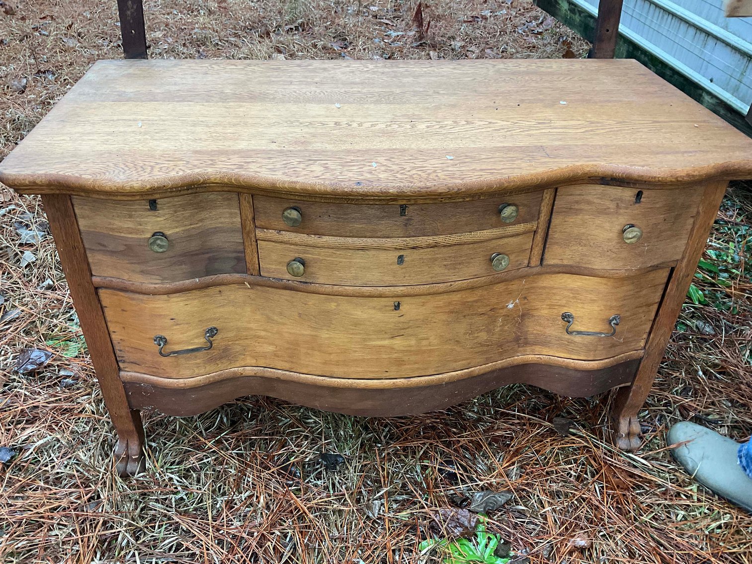 Image for Round 5 of the Huge Collection of Glassware and lots more Selling Absolute in this LIVE Only Auction Event!