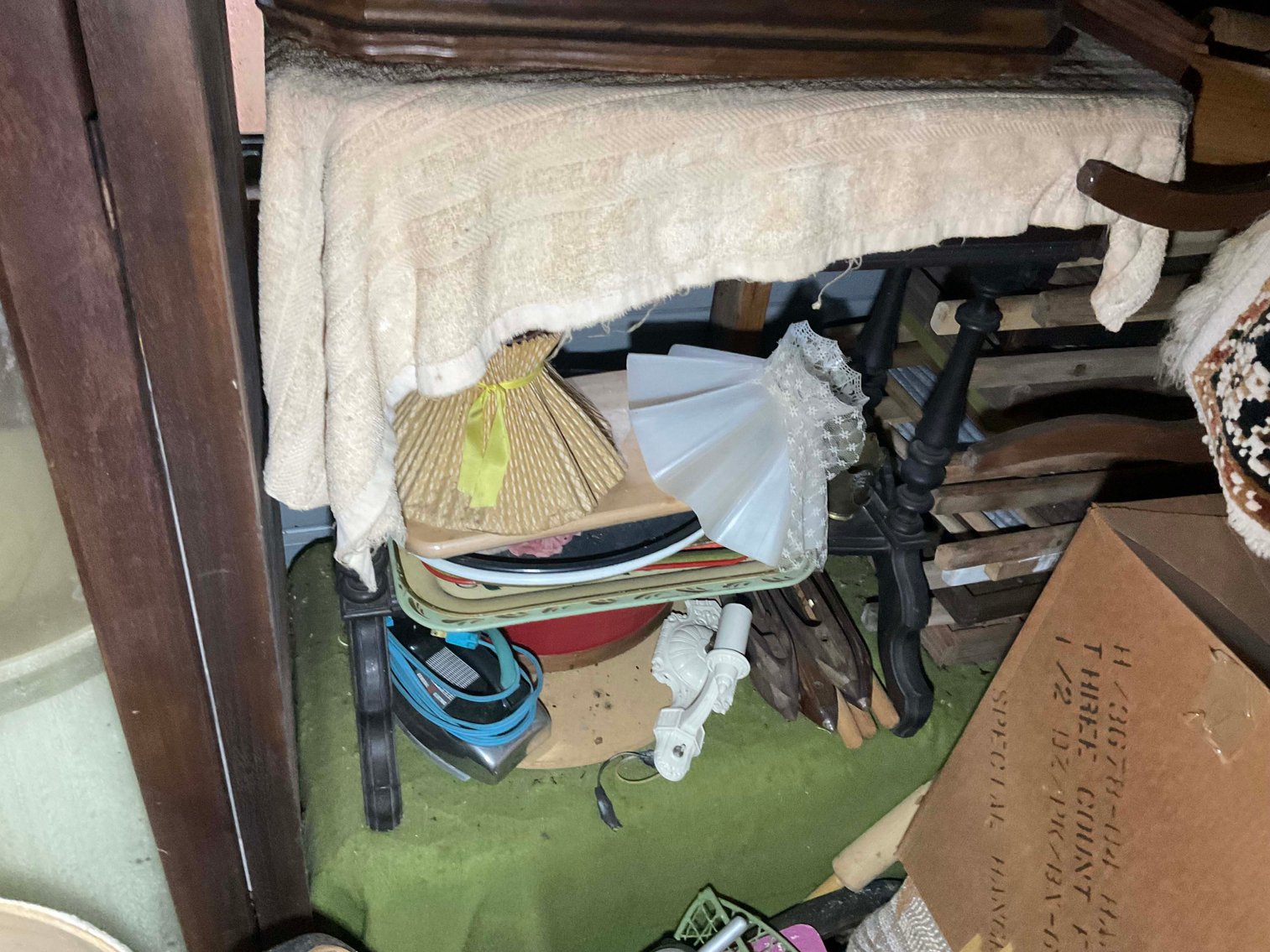 Image for Round 5 of the Huge Collection of Glassware and lots more Selling Absolute in this LIVE Only Auction Event!