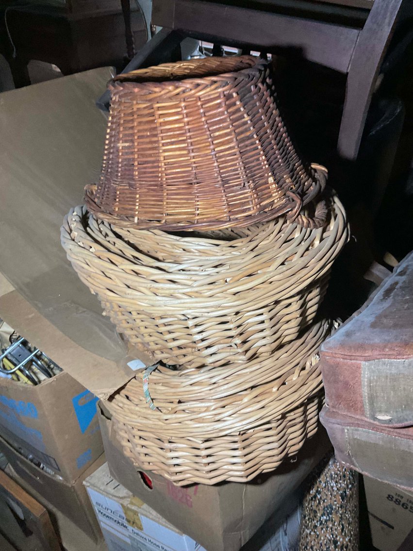 Image for Round 5 of the Huge Collection of Glassware and lots more Selling Absolute in this LIVE Only Auction Event!