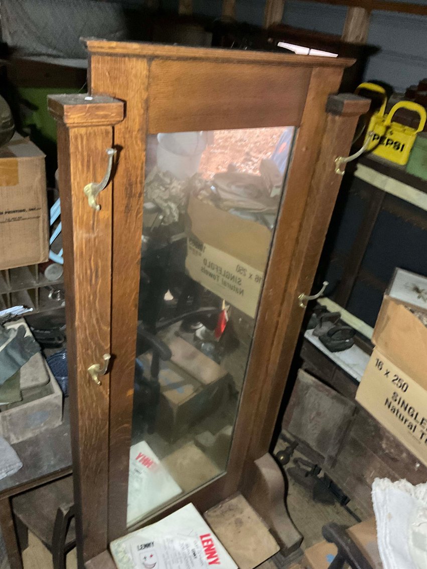 Image for Round 5 of the Huge Collection of Glassware and lots more Selling Absolute in this LIVE Only Auction Event!