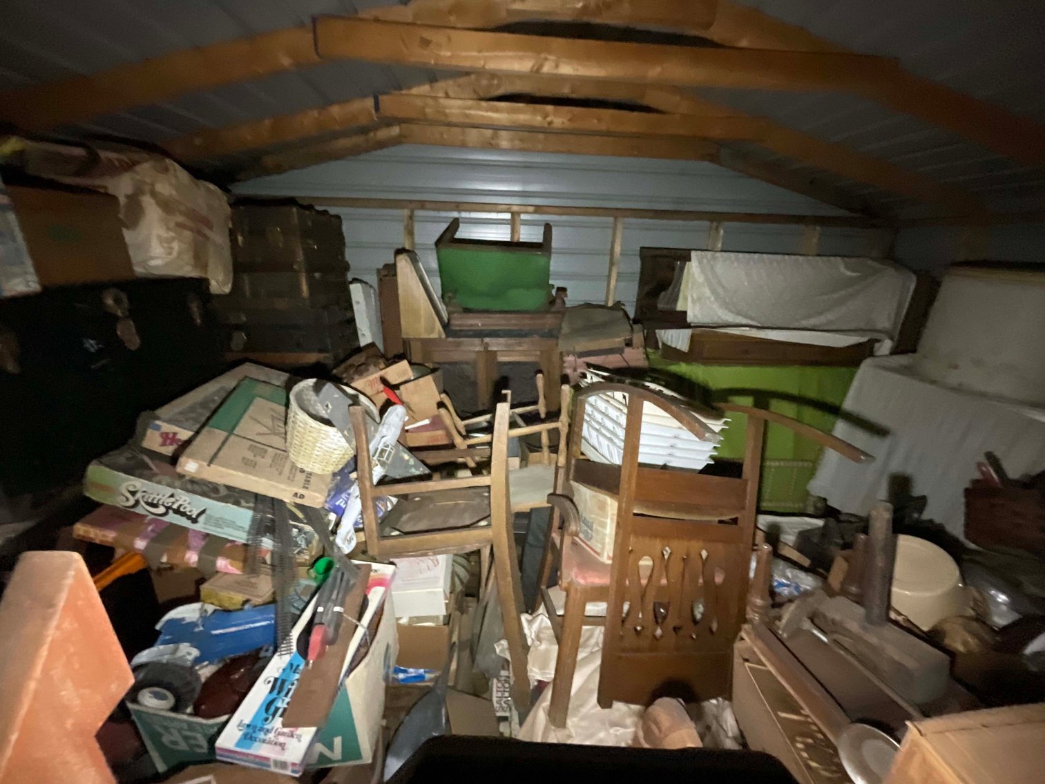 Image for Round 5 of the Huge Collection of Glassware and lots more Selling Absolute in this LIVE Only Auction Event!