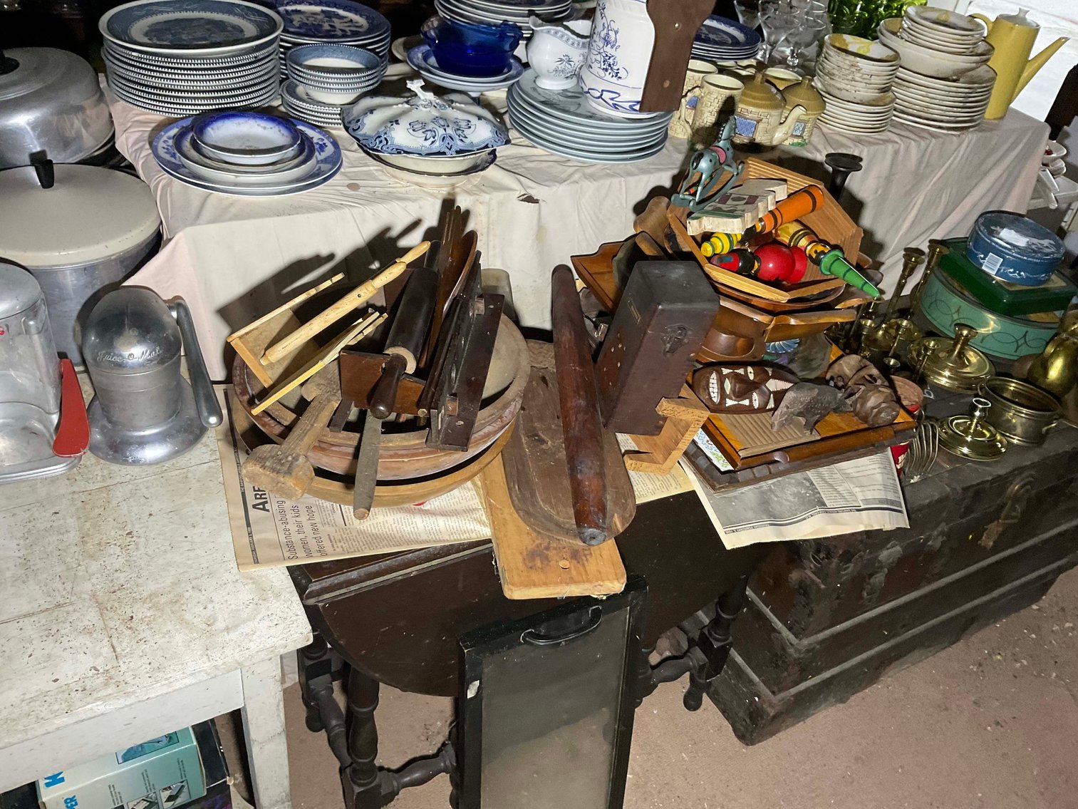 Image for Round 5 of the Huge Collection of Glassware and lots more Selling Absolute in this LIVE Only Auction Event!