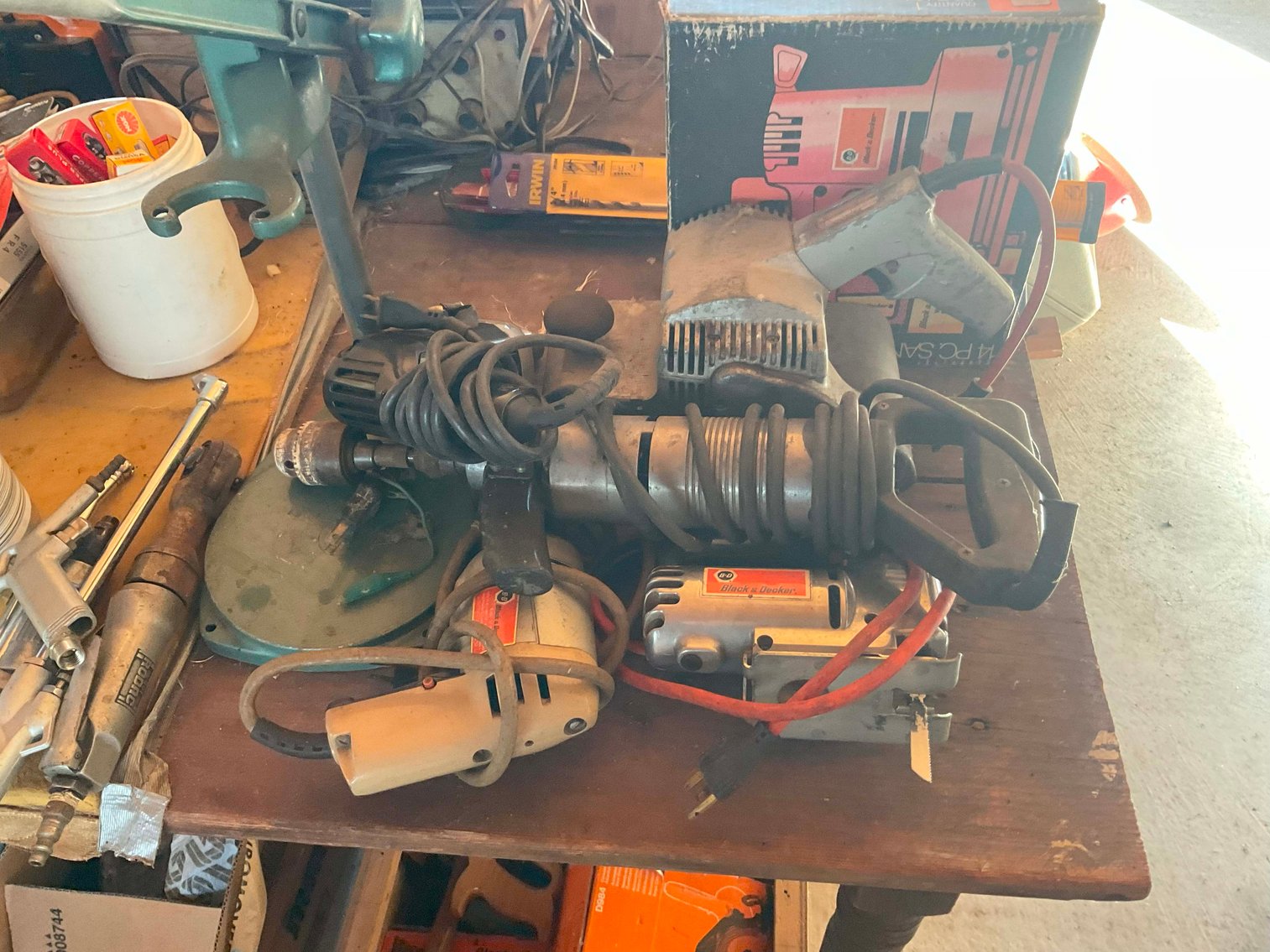 Image for Round 5 of the Huge Collection of Glassware and lots more Selling Absolute in this LIVE Only Auction Event!