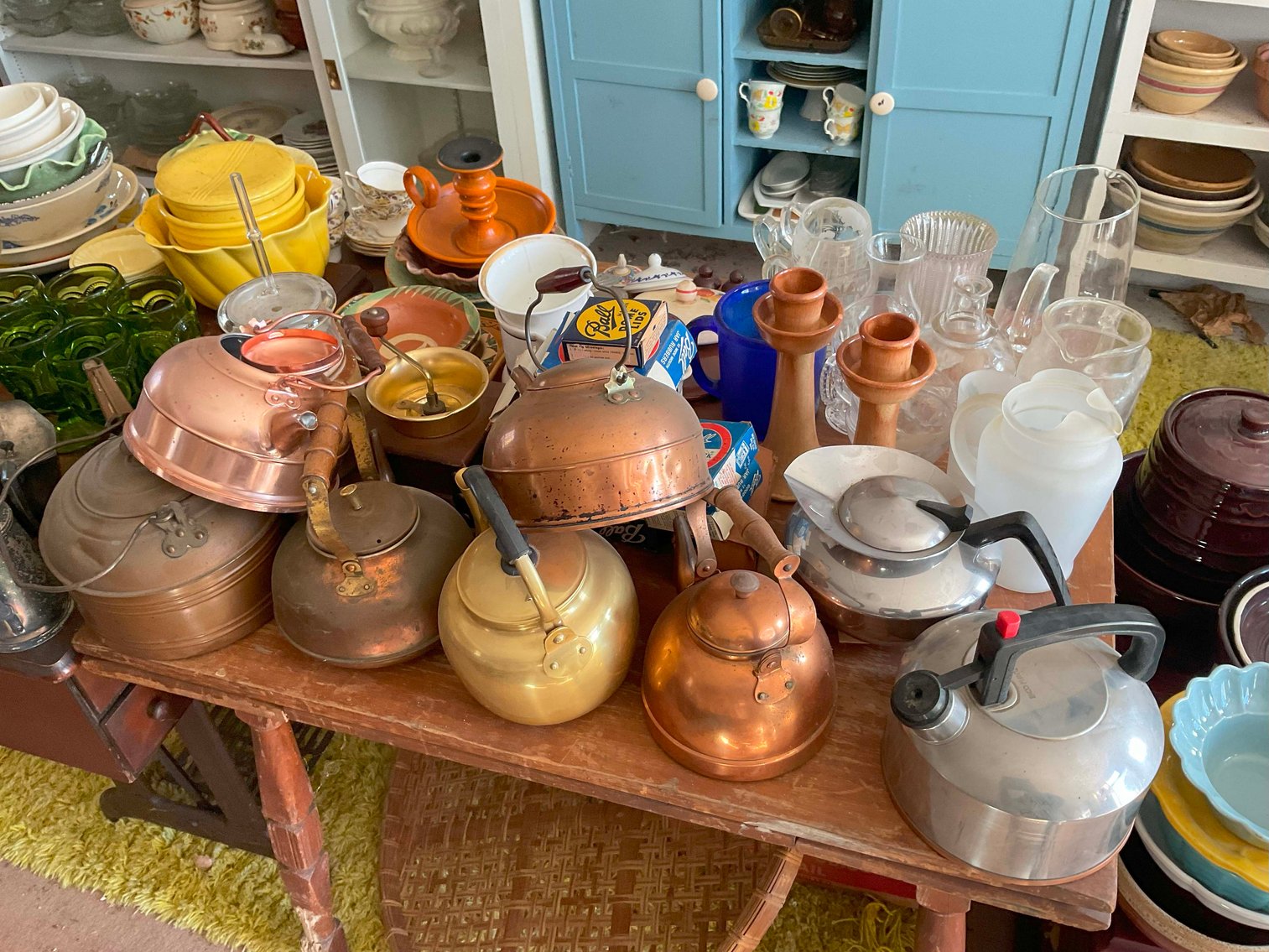 Image for Round 5 of the Huge Collection of Glassware and lots more Selling Absolute in this LIVE Only Auction Event!