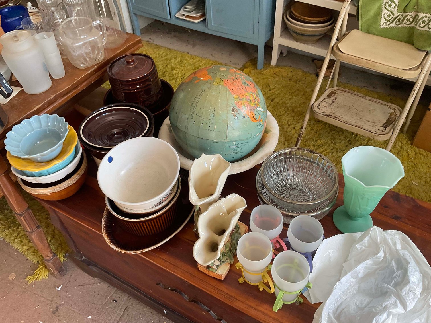 Image for Round 5 of the Huge Collection of Glassware and lots more Selling Absolute in this LIVE Only Auction Event!