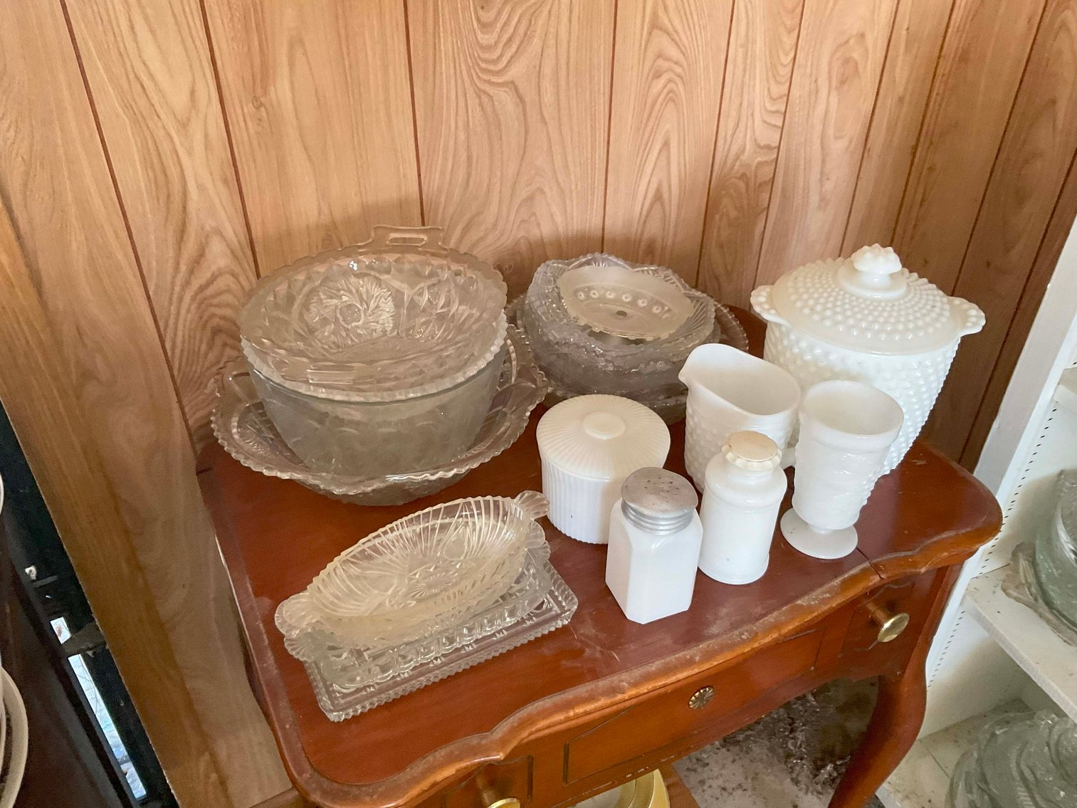 Image for Round 5 of the Huge Collection of Glassware and lots more Selling Absolute in this LIVE Only Auction Event!