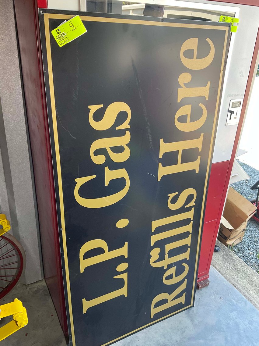 Image for Multi-Consignor Online Only Auction with Duck decoys, Arcade games, Beanie Babies and more!