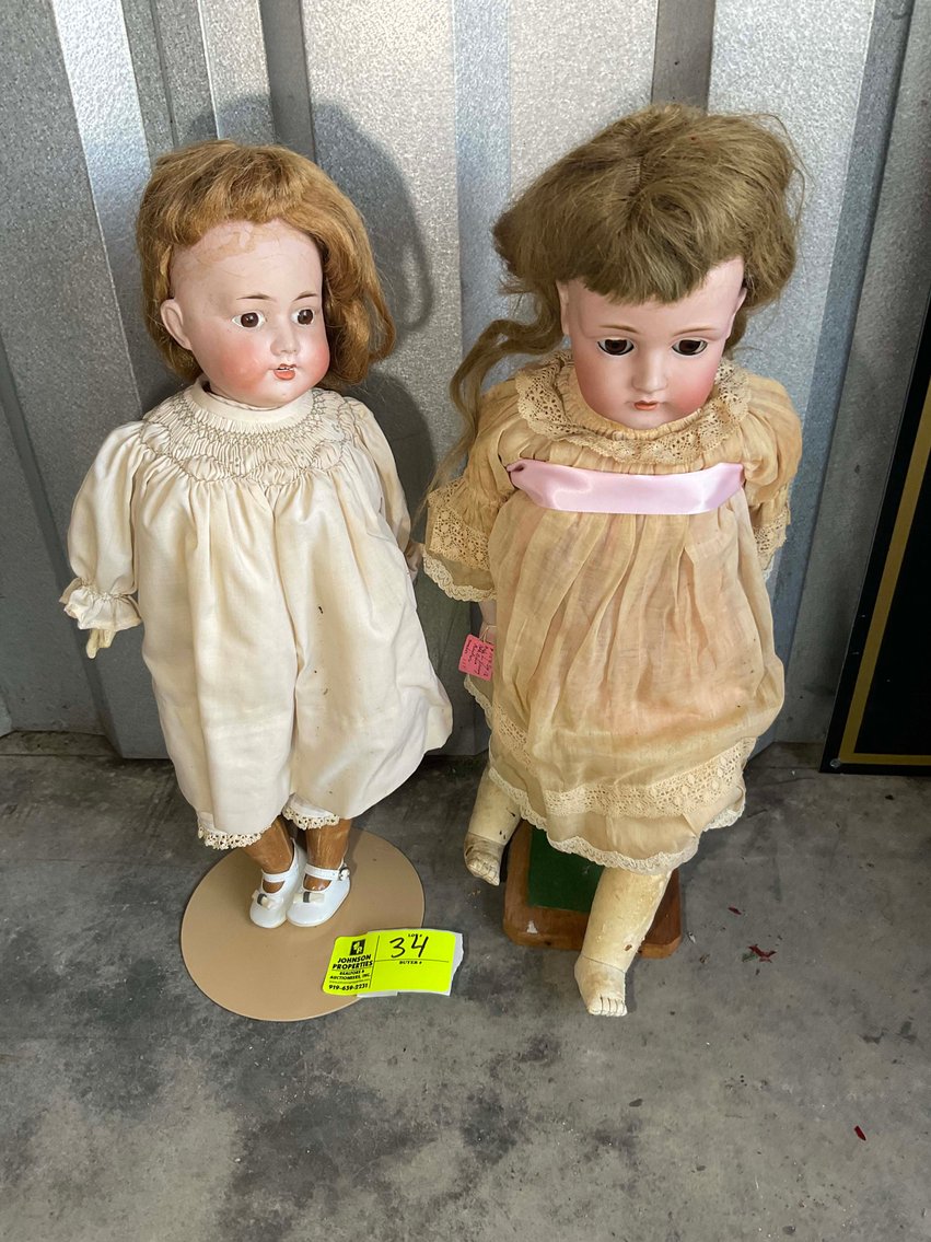 Image for Multi-Consignor Online Only Auction with Duck decoys, Arcade games, Beanie Babies and more!