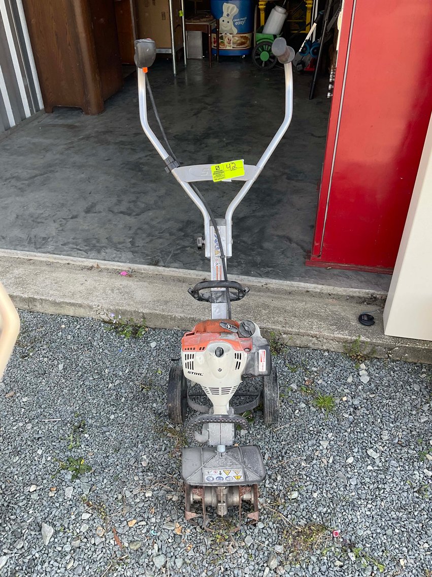 Image for Multi-Consignor Online Only Auction with Duck decoys, Arcade games, Beanie Babies and more!