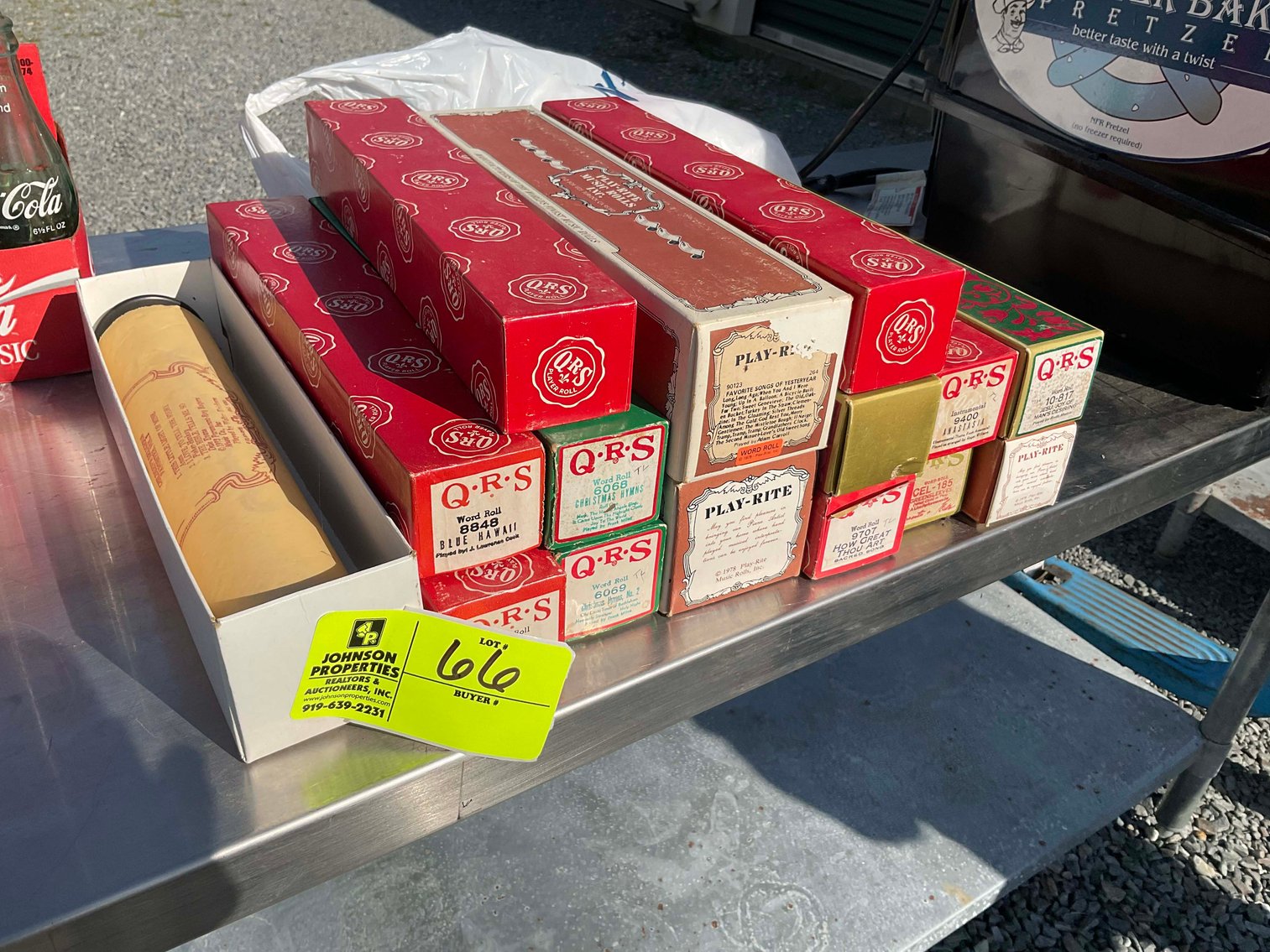 Image for Multi-Consignor Online Only Auction with Duck decoys, Arcade games, Beanie Babies and more!