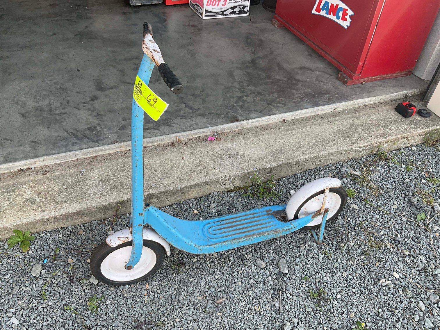 Image for Multi-Consignor Online Only Auction with Duck decoys, Arcade games, Beanie Babies and more!