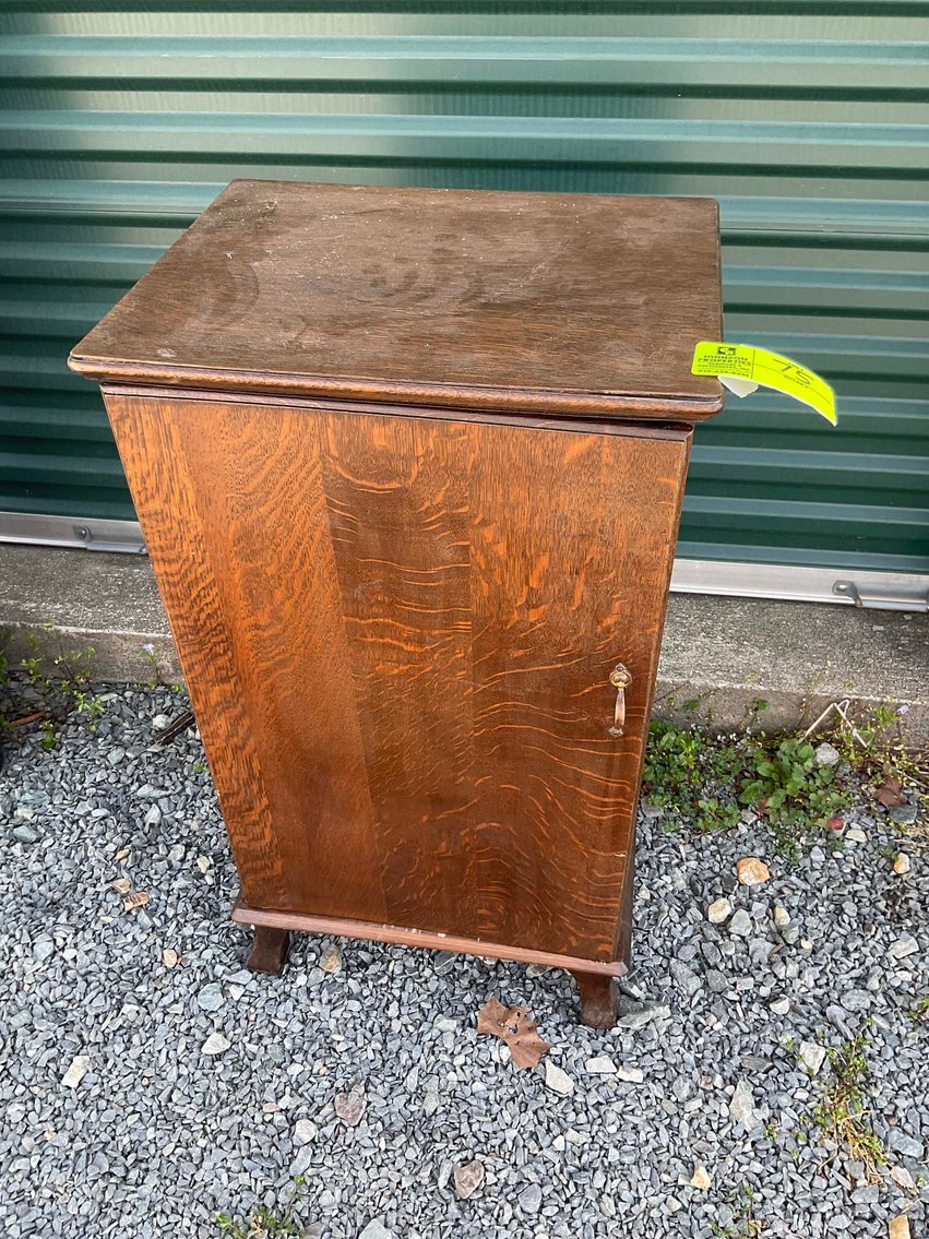 Image for Multi-Consignor Online Only Auction with Duck decoys, Arcade games, Beanie Babies and more!