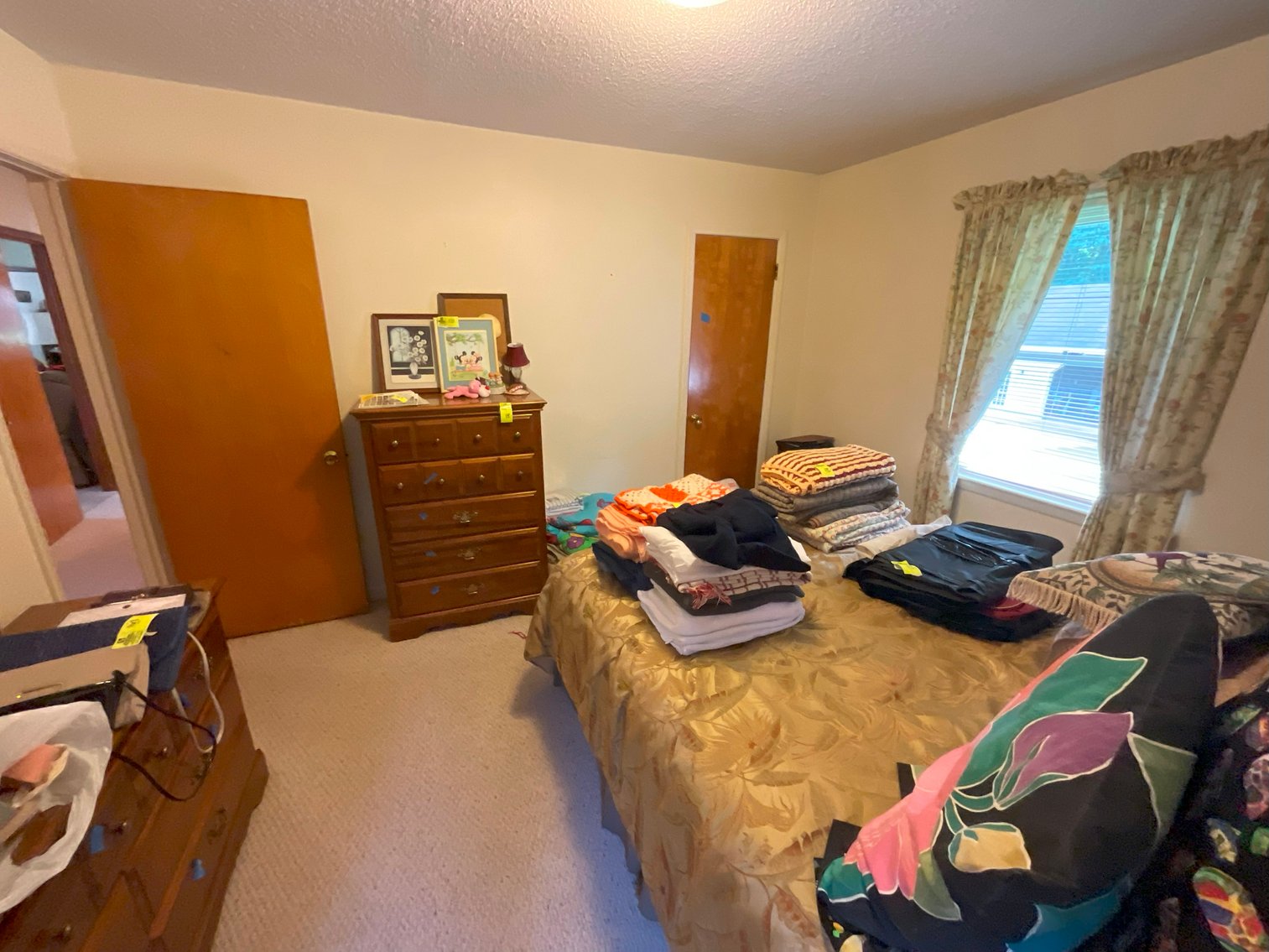 Image for Super Brick Ranch in an established neighborhood with a basement!  SOLD AND CLOSED DUE TO PRE-AUCTION MARKETING!