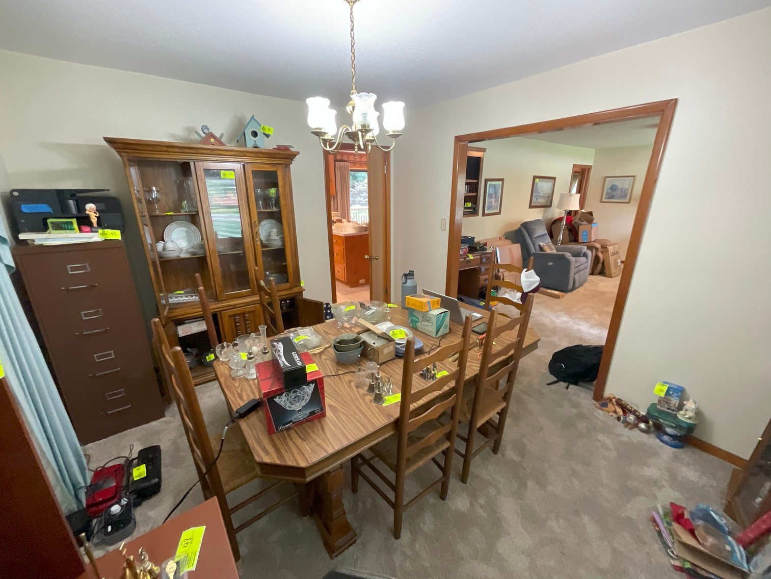 Image for Super Brick Ranch in an established neighborhood with a basement!  SOLD AND CLOSED DUE TO PRE-AUCTION MARKETING!