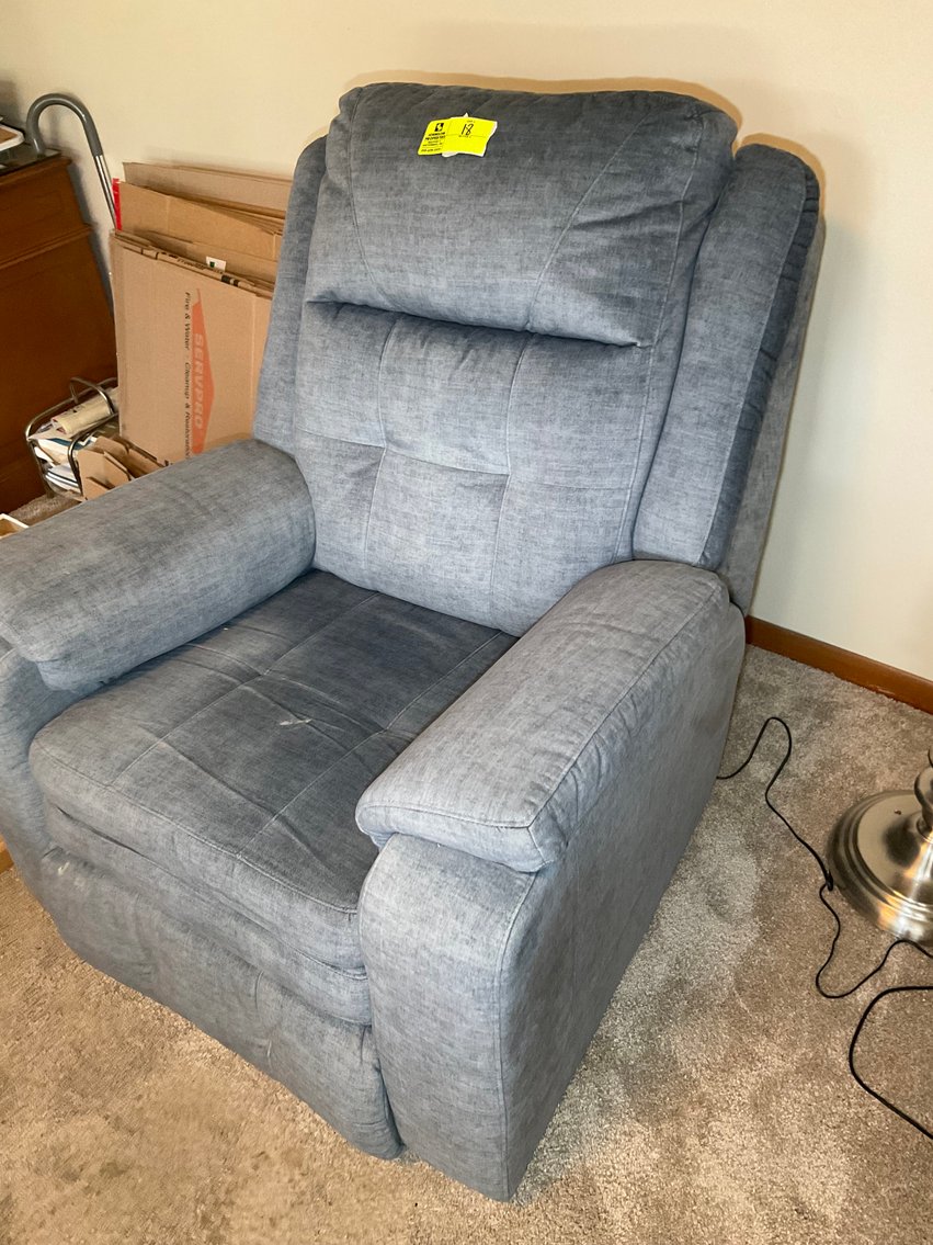 Image for Personal Property Estate (deceased, name withheld at the family's request) Auction in Raleigh!