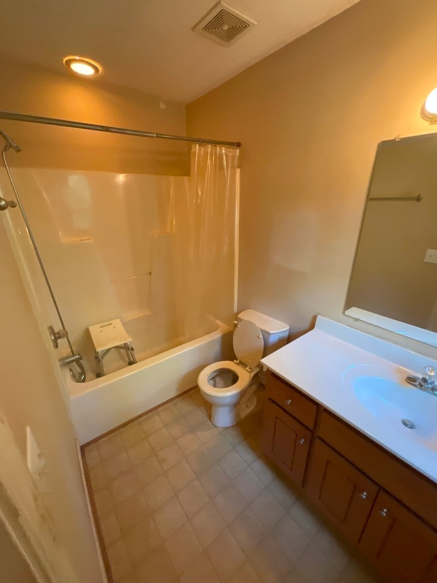 Image for Single Family Home Between Campbell University and Coats!