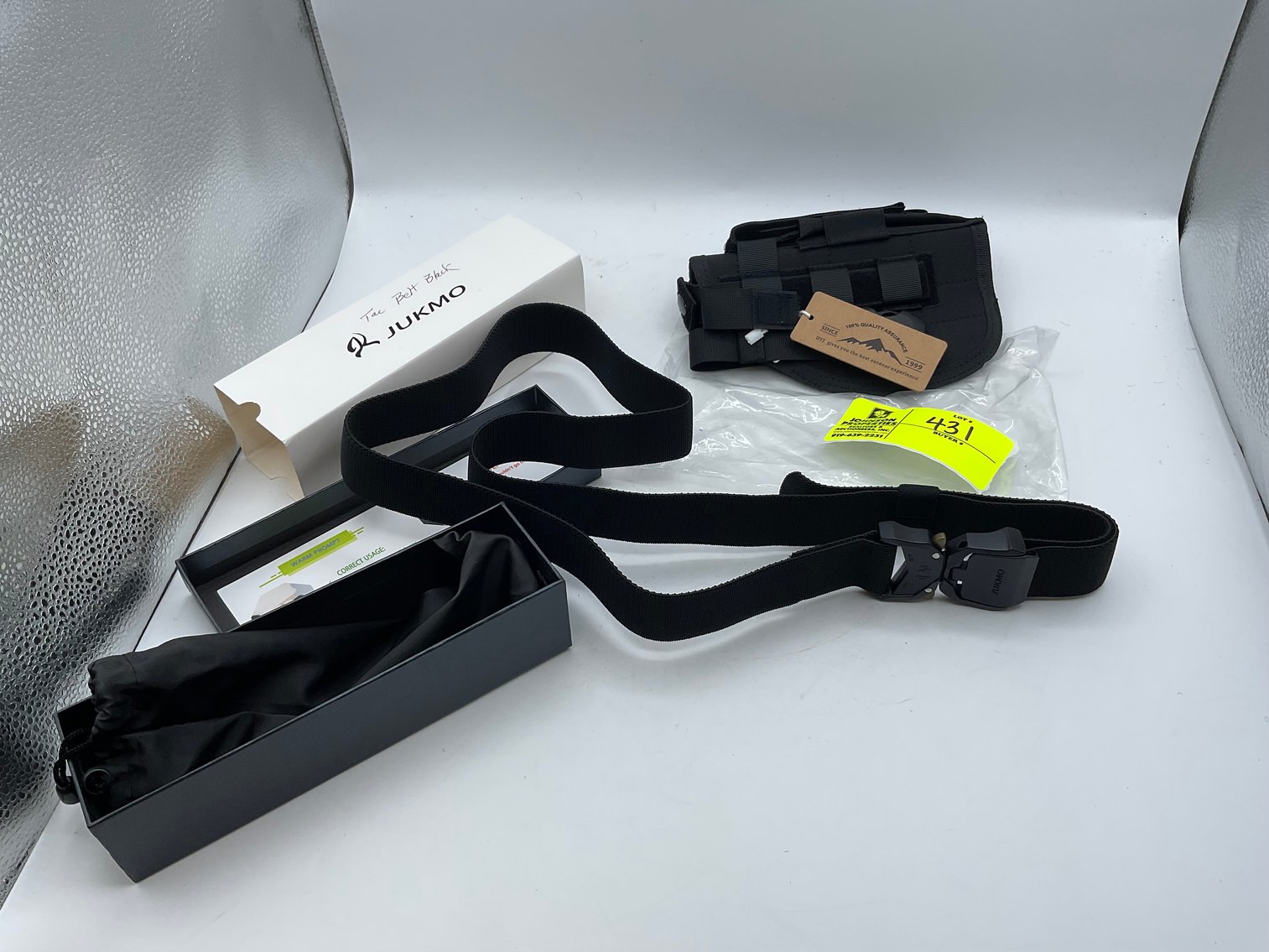 Image for Knives and Ammo Online Only Auction