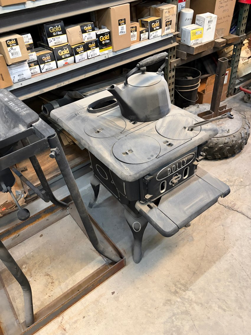 Image for Online Only Truck Shop Auction in Cary! Memorabilia, Americana and Lots More Vintage items!