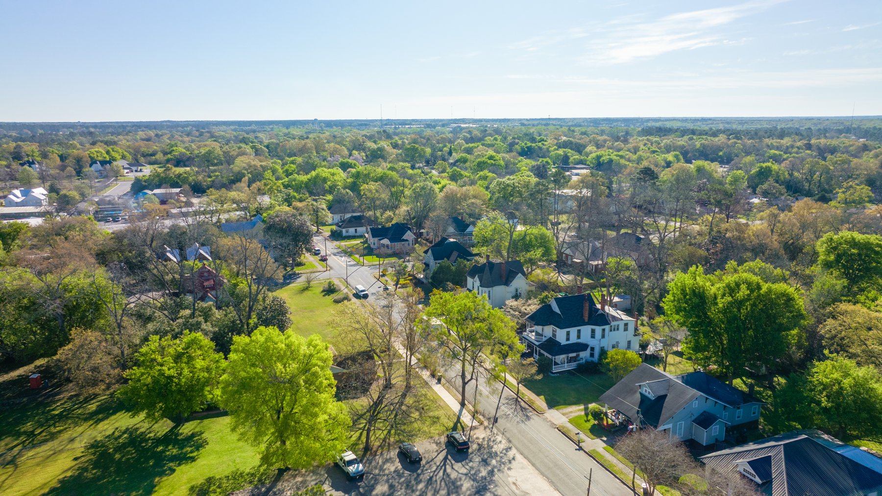 Image for 5 Bedroom / 3 Bathroom Victorian Style Home in Americus, GA