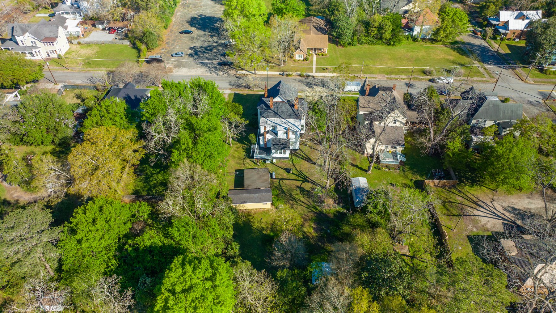 Image for 5 Bedroom / 3 Bathroom Victorian Style Home in Americus, GA