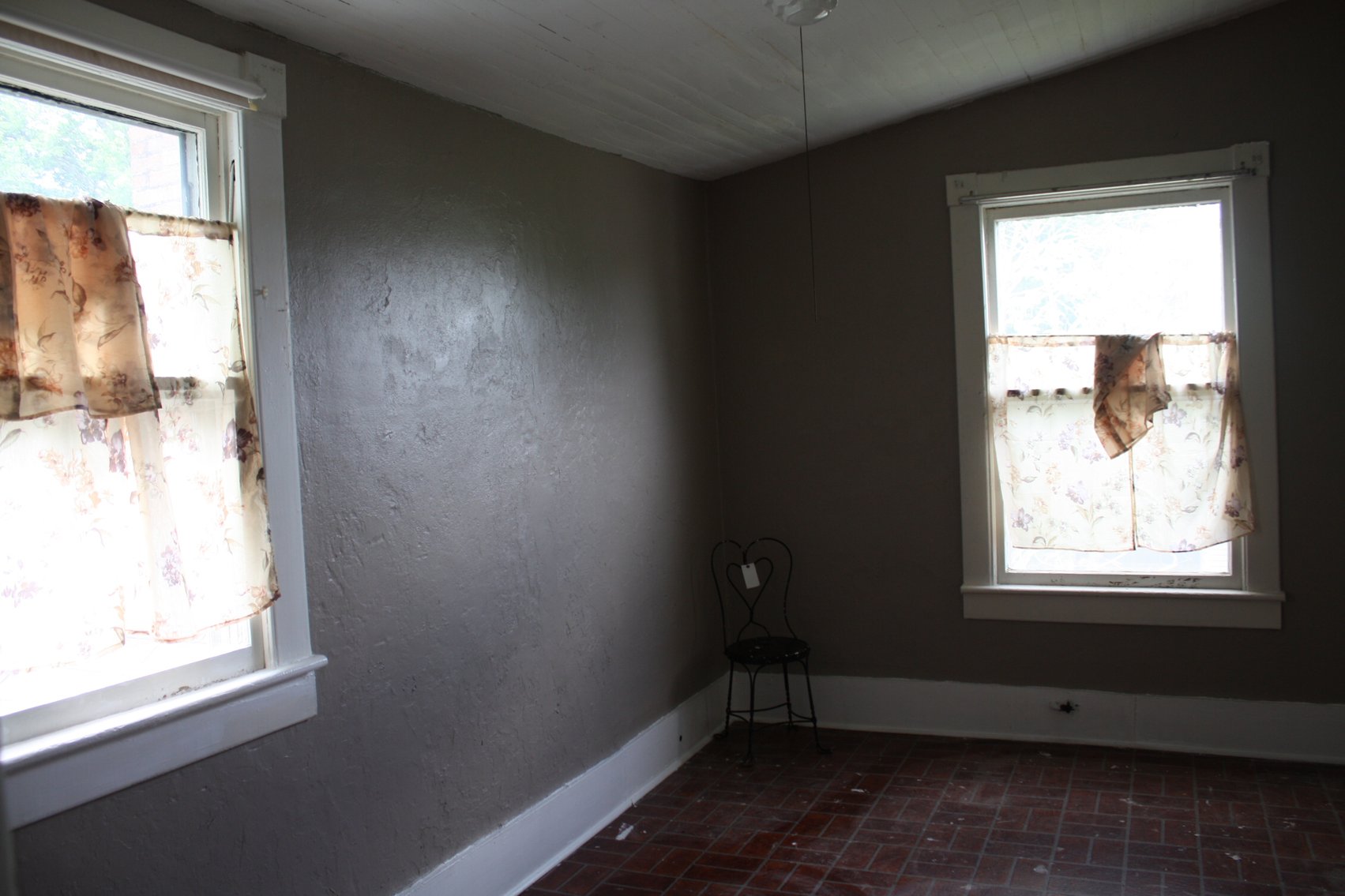 Image for 5 Bedroom / 3 Bathroom Victorian Style Home in Americus, GA