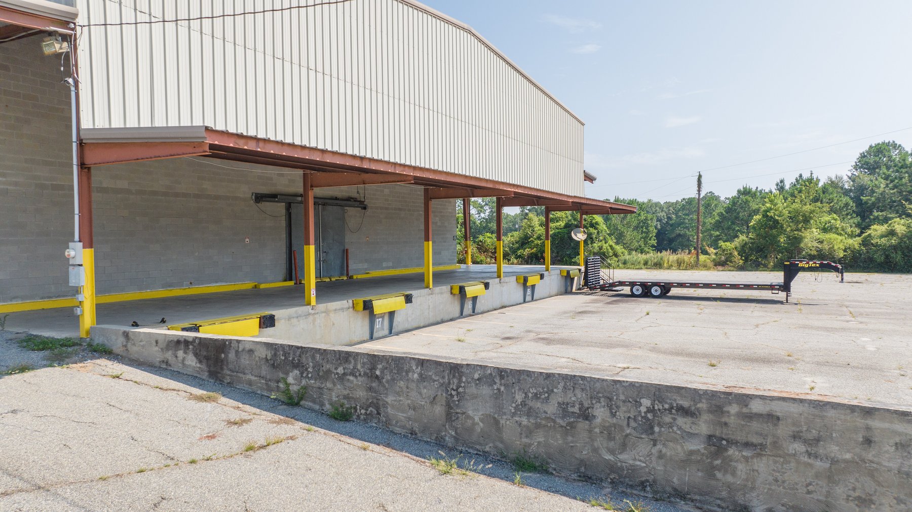 Image for 39,720+/- sq.ft Warehouse Facility with Cold Storage & 5,000+/- sq.ft Enclosed Building on 7.29+/- Acres