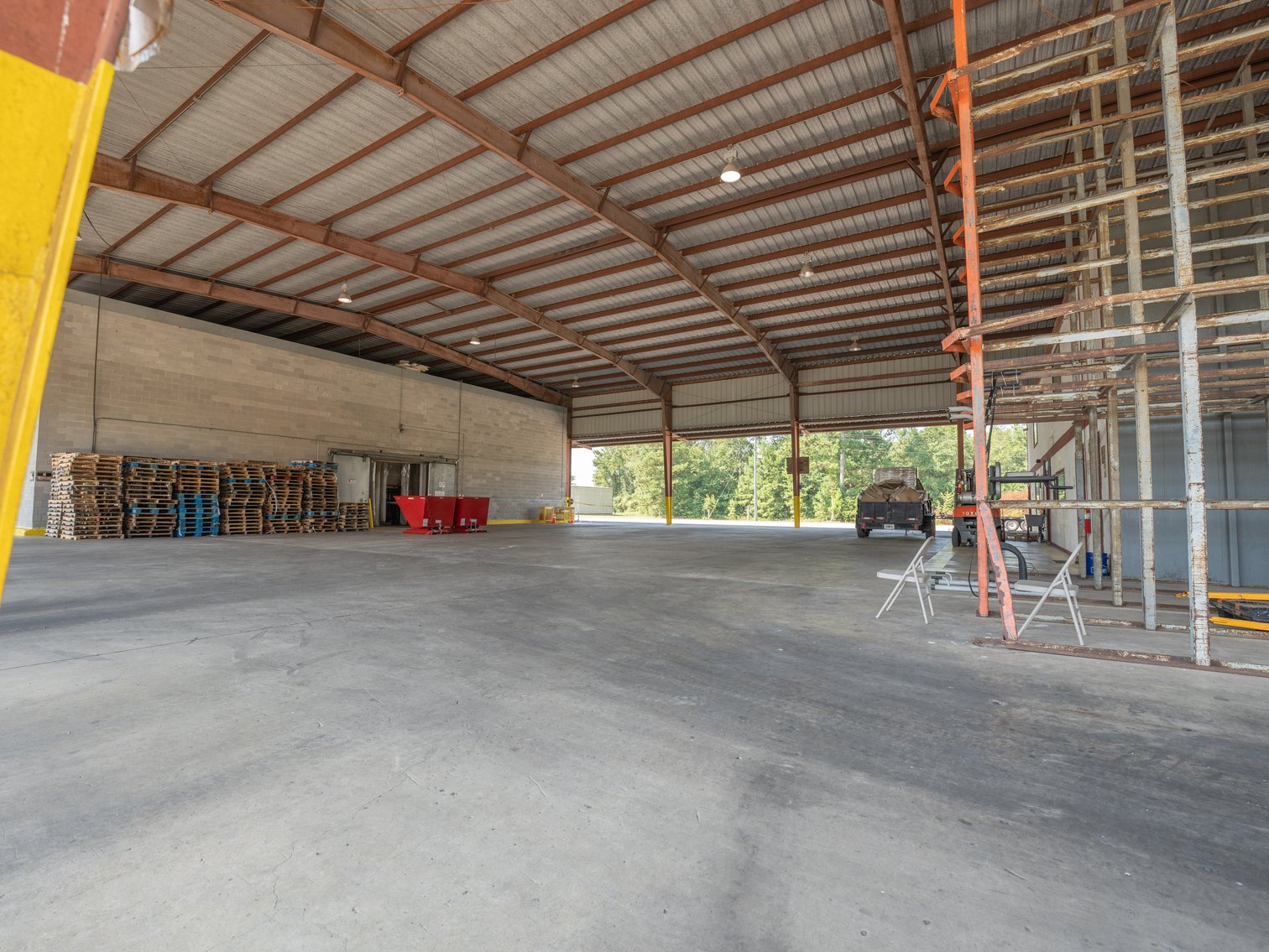 Image for 39,720+/- sq.ft Warehouse Facility with Cold Storage & 5,000+/- sq.ft Enclosed Building on 7.29+/- Acres
