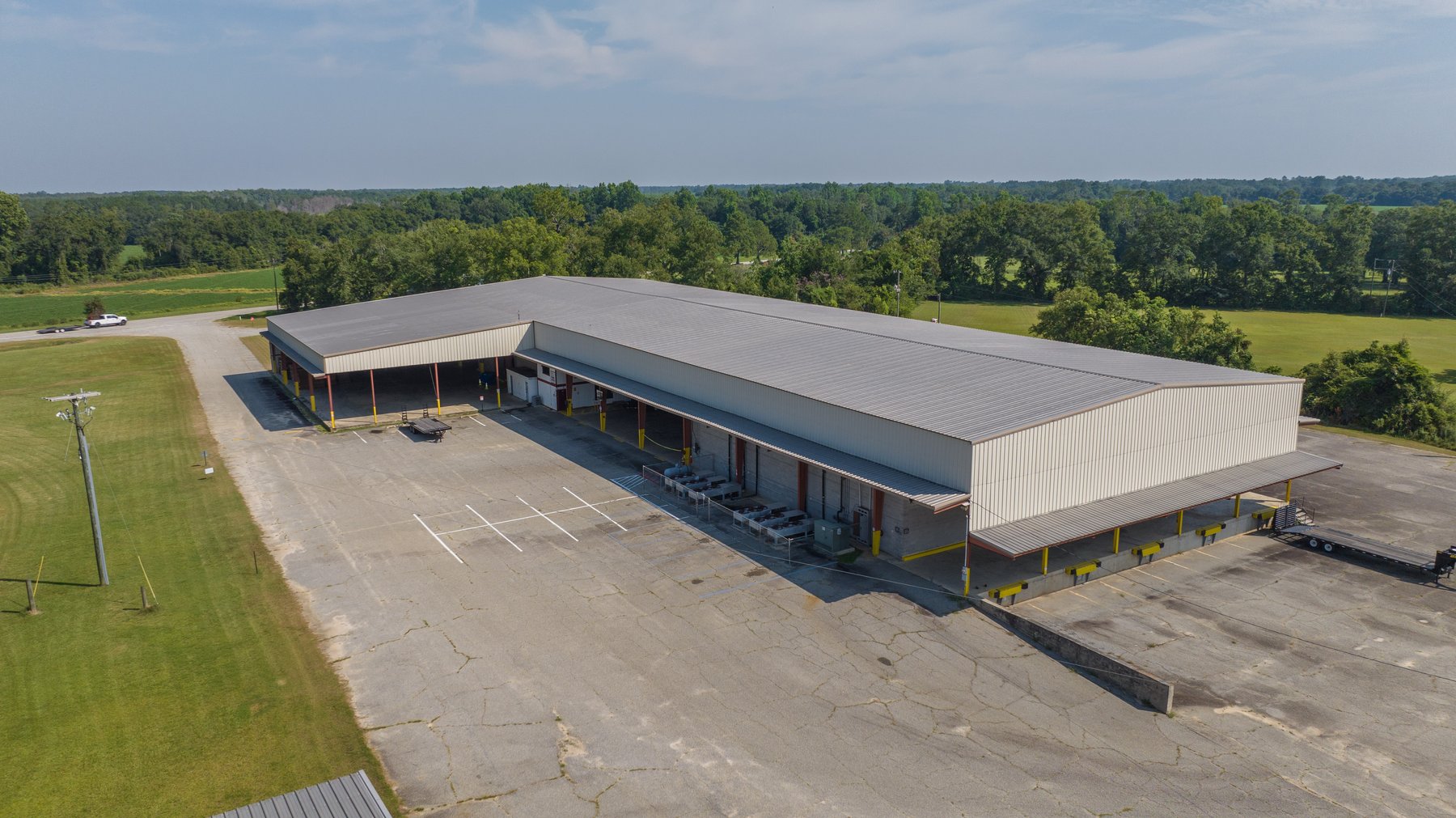 Image for 39,720+/- sq.ft Warehouse Facility with Cold Storage & 5,000+/- sq.ft Enclosed Building on 7.29+/- Acres