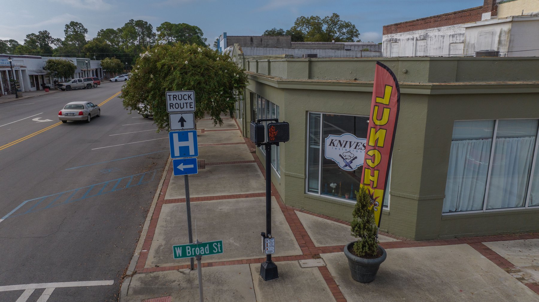 Image for Knives Restaurant – Camilla, Georgia