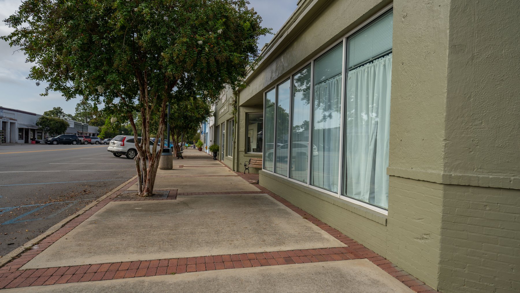 Image for Knives Restaurant – Camilla, Georgia