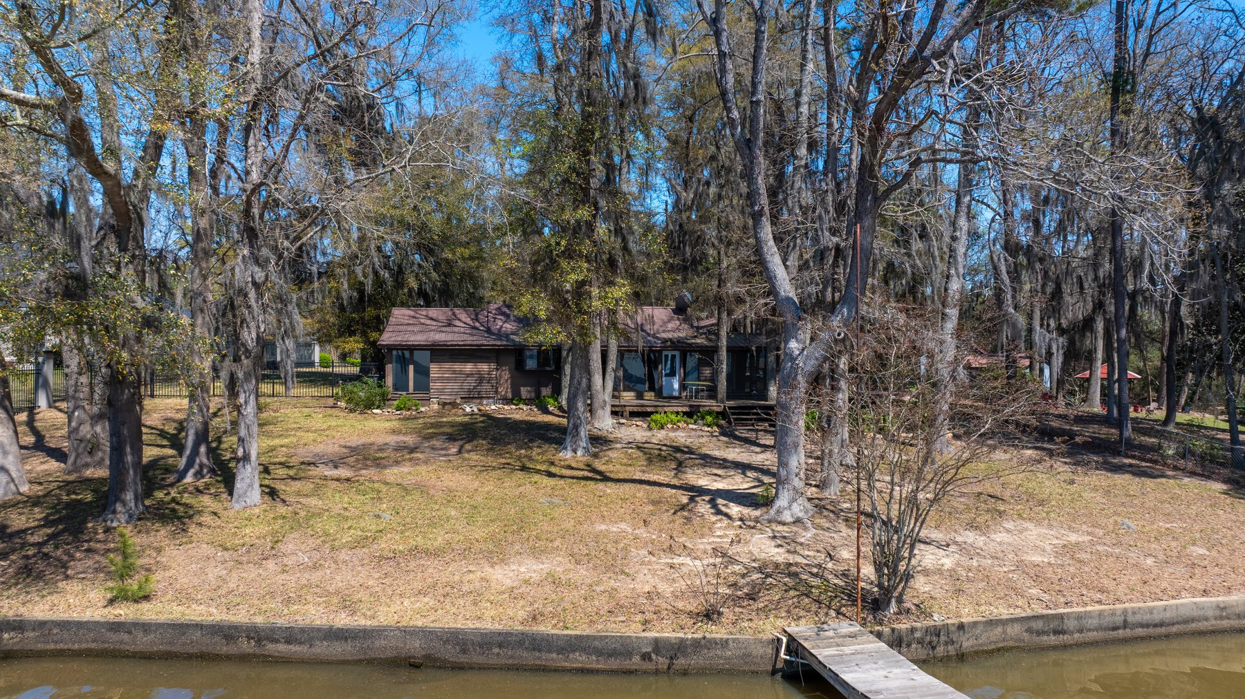 Image for RESERVE MET - Scenic Route Retreat - Beautiful Waterfront Cottage on Lake Blackshear