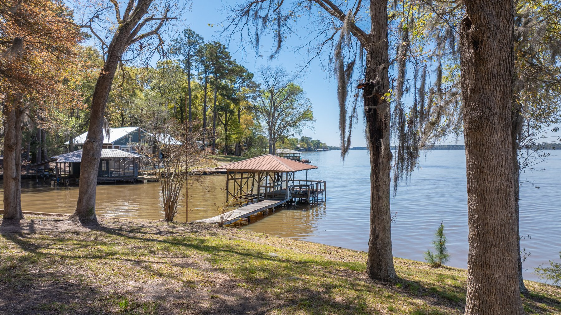Image for RESERVE MET - Scenic Route Retreat - Beautiful Waterfront Cottage on Lake Blackshear